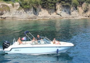 Bootsverleih – Kajaks / La Petite Flottille